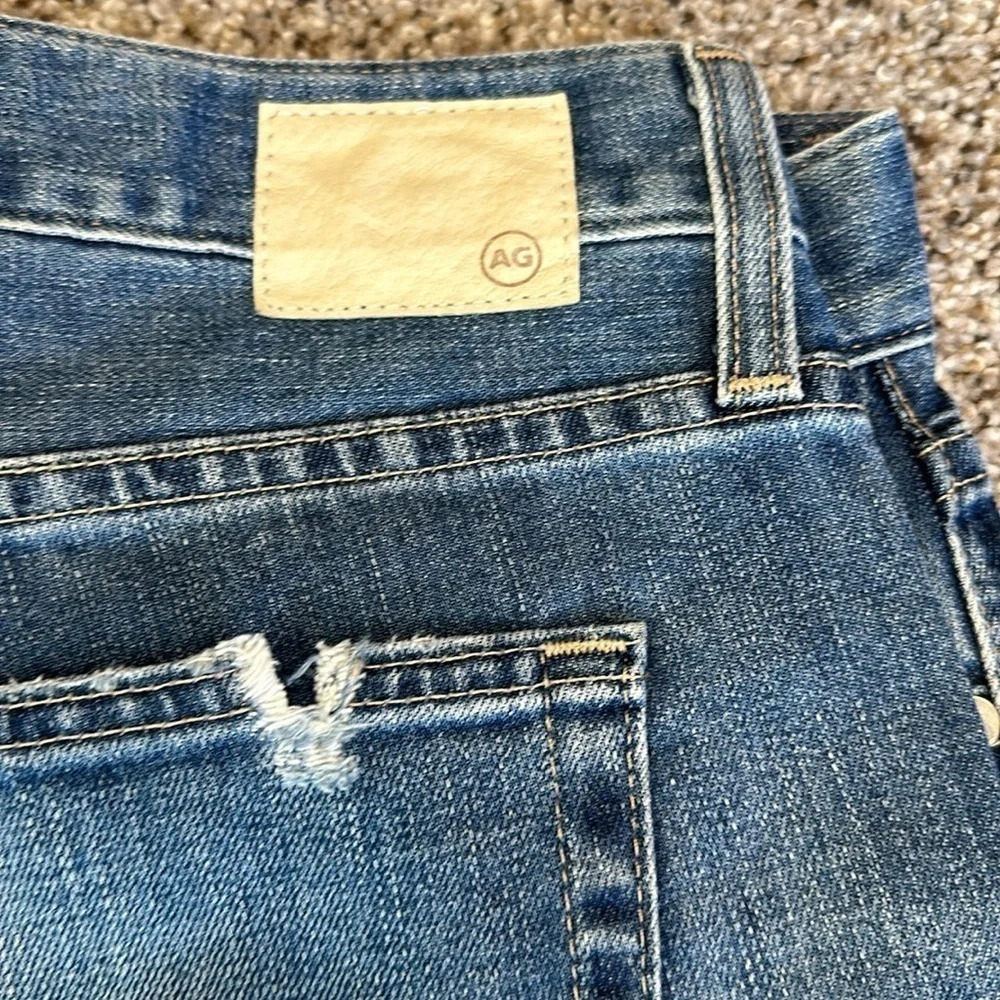 AG “The Drew” Straight Leg Boyfriend Jeans, Like New, Size 28R - Picture 3 of 8